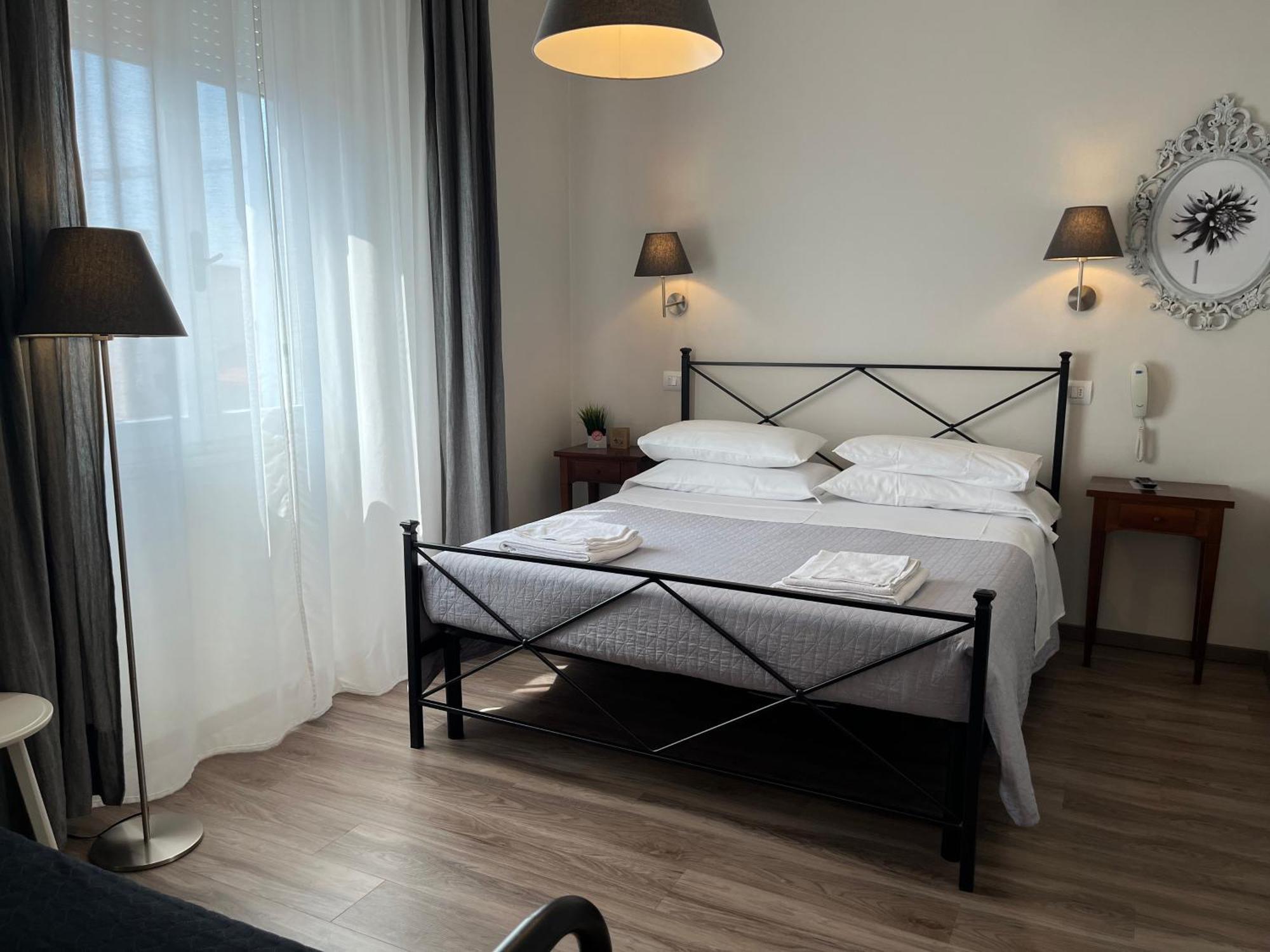 T Hotel Rimini Luaran gambar